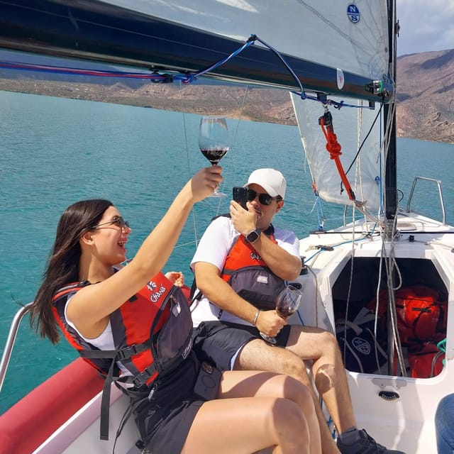 Potrerillos: Sailing Tour and Trekking - Included Amenities