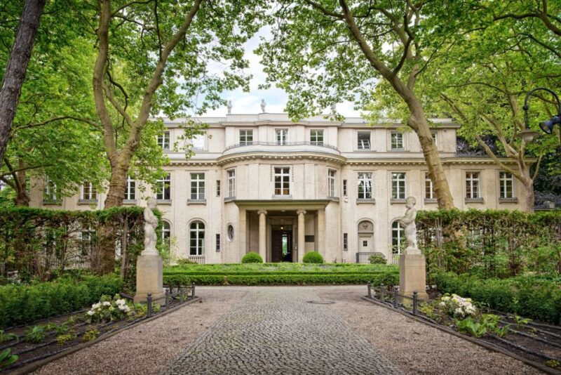 Potsdam Private WW2 and Cold War Full Day Black Van Tour - Customization and Flexibility