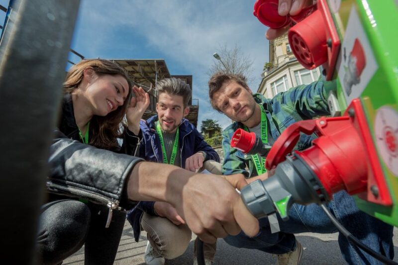 Potsdam: Scavenger Hunt, Sightseeing & Outdoor Escape Game - Experience Highlights