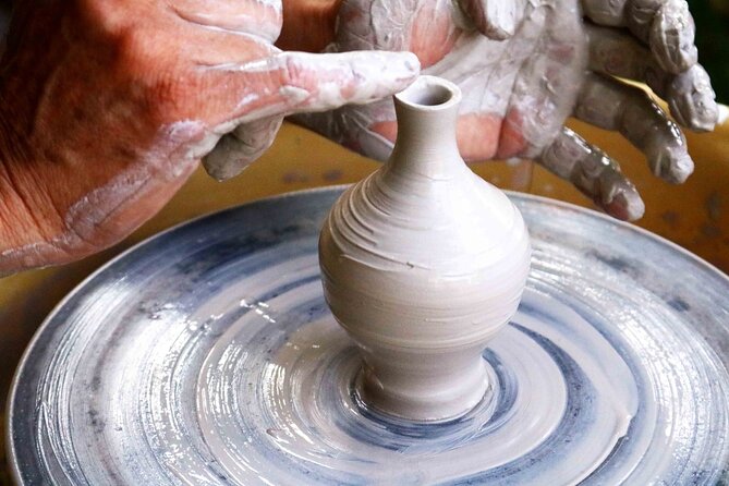 Pottery Workshop Class in the Algarve - Creative Pottery Projects