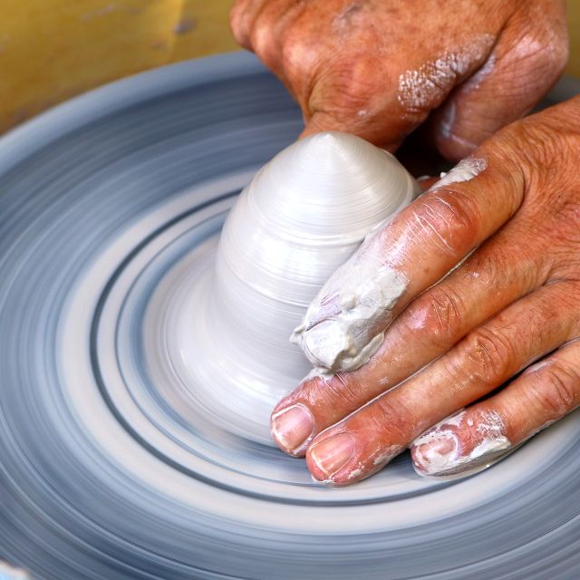 Pottery Workshop in the Algarve - Pottery Techniques