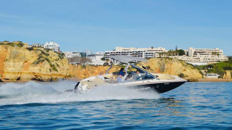 Power and Luxury on a Mastercraft X80 - Key Points