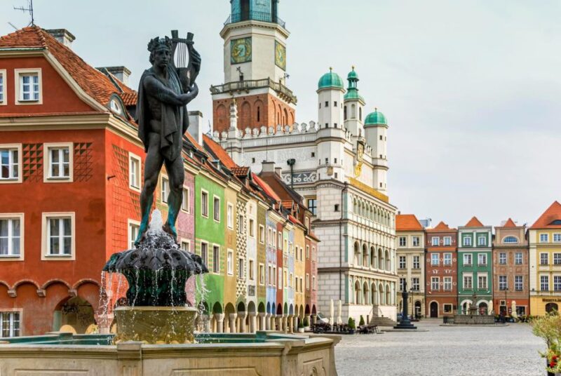 Poznan: Express Walk With a Local in 60 Minutes - Experience Highlights