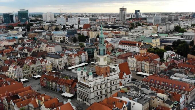Poznań Half-day Tour - Imperial Castle and Jesuit Architecture