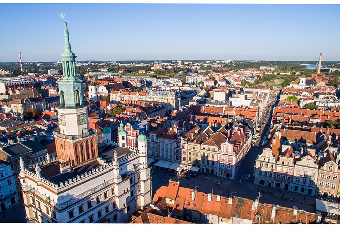 Poznan Old Town and Croissant Museum Private Walking Tour - Tour Duration and Timing