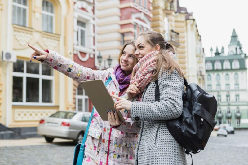 Poznan: Private Architecture Tour With a Local Expert - Key Points