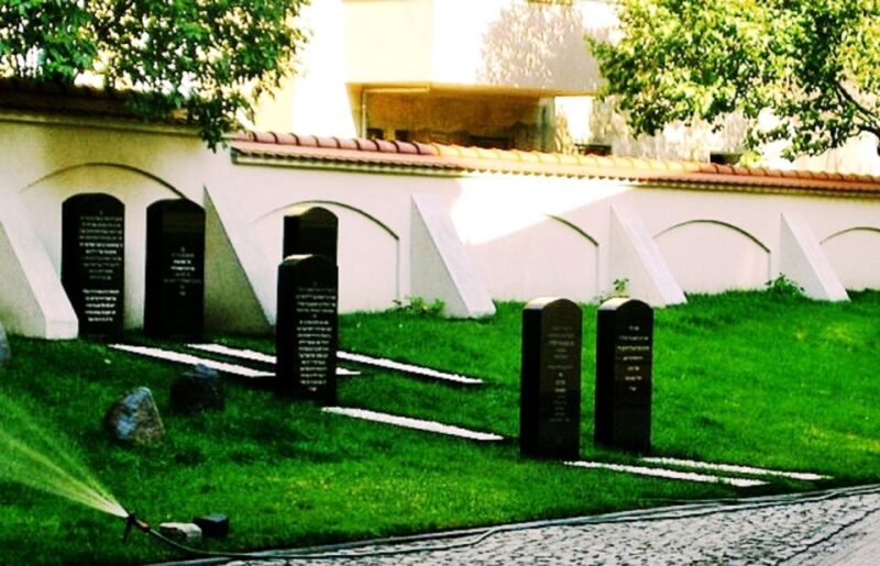 Poznan: Private Jewish Heritage Tour - Tour Highlights
