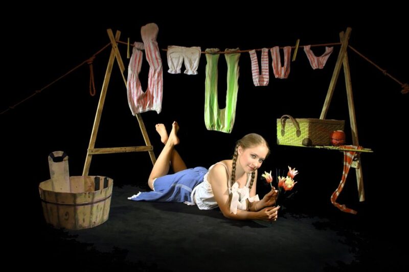 Prague: 1.5-Hour Black Light Theater Srnec Performance - Customer Reviews and Ratings