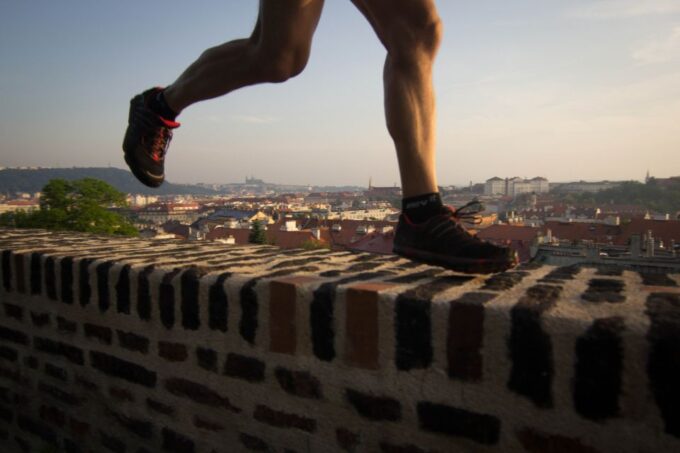 Prague 1-Hour Sight Running Tour - Tour Accessibility