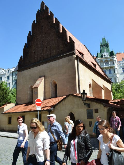 Prague: 2-Hour Old Town and Jewish Ghetto Walking Tour - Customer Testimonials
