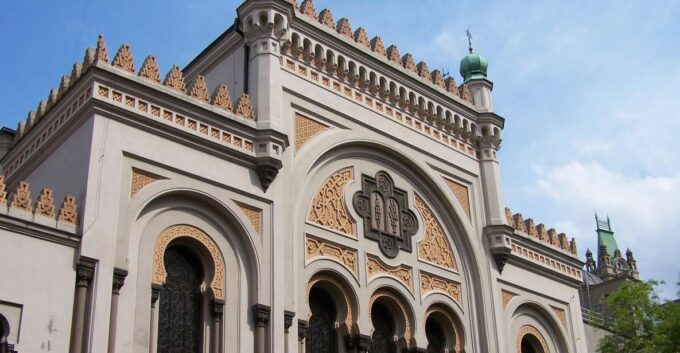 Prague: 2-Hour Old Town and Jewish Ghetto Walking Tour - Frequently Asked Questions