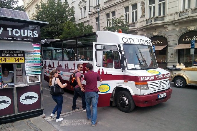 Prague 2-hour Panoramic Bus Tour - Customer Feedback
