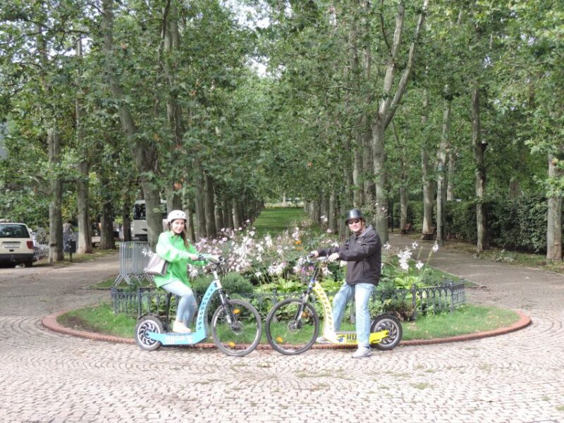 Prague: 3-Hour Grand E-Scooter Guided Tour - Participant Requirements