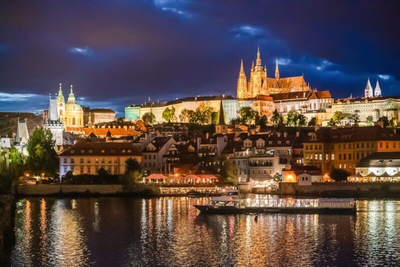 Prague: 50-Minute Sightseeing Evening Cruise - Customer Feedback and Ratings