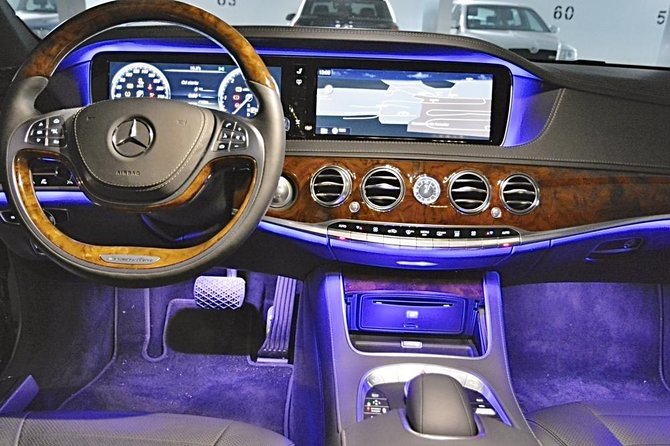 Prague Airport Luxury Transfer by a Mercedes Benz S Class - Overview of the Service
