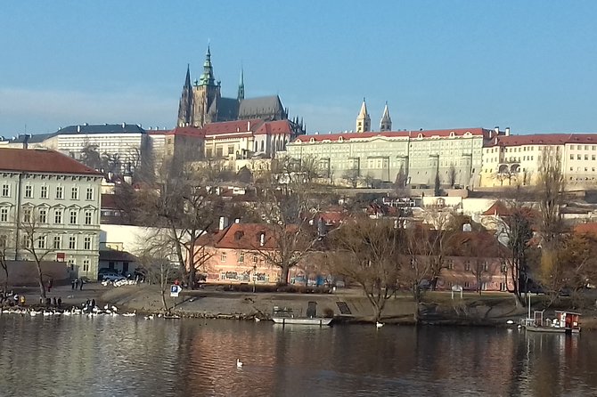 Prague Airport Private Arrival Transfer - Direct Transportation to Central Prague Hotel