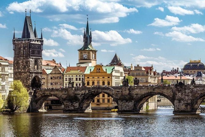 Prague Airport Transfers, Praga Aeropuerto Traslados, ESPAŇOL-ENG - Transfer Details and Inclusions