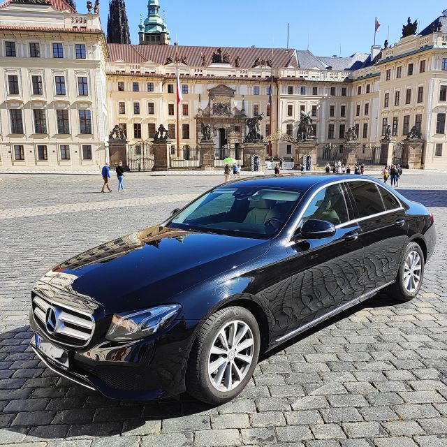 Prague Airport Transfers Taxi Transport From/To Airport - Key Points