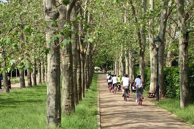 Prague All-In-One - City & Park E-Bike Tour (7hrs) - Customer Feedback: Positive