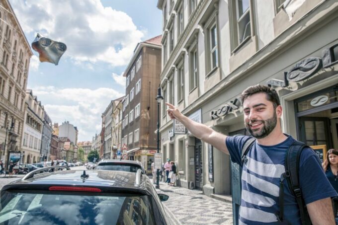 Prague: Alternative Prague Walking Tour - Artistic Expression