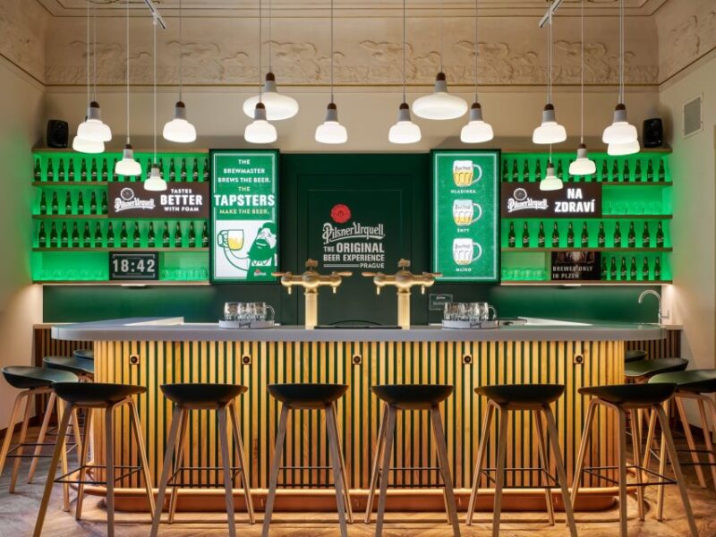 Prague: Beer Pouring Class at Pilsner Urquell Experience - Customer Feedback