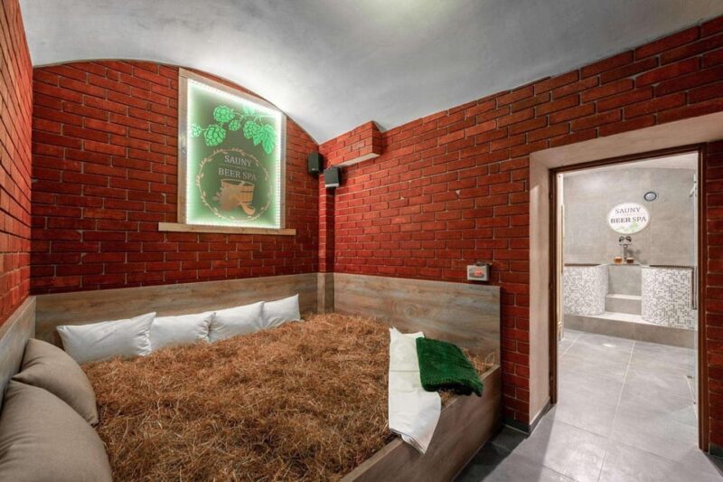 Prague: Beer Spa Experience With Unlimited Beer, and Sauna - Customer Feedback