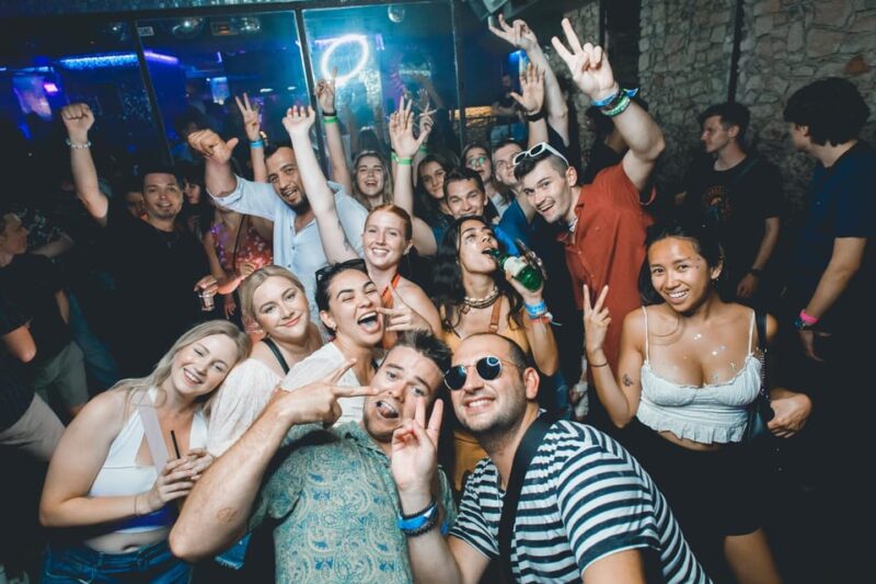 Prague: Boat Party With Unlimited Drinks & After Party Entry - Inclusions and Exclusions