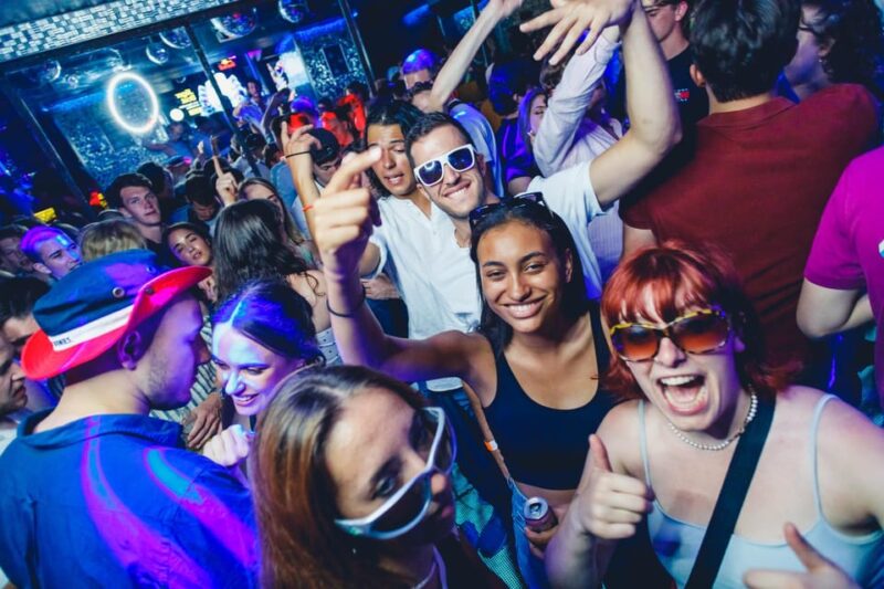 Prague: Boat Party With Unlimited Drinks & After Party Entry - Practical Information