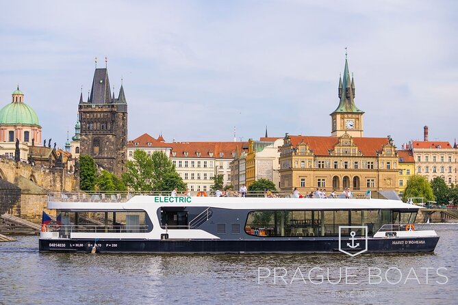 Prague Boats 1-hour Cruise - Accessibility and Suitability