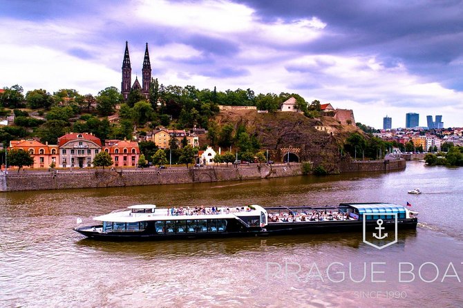 Prague Boats 2-hour Lunch Cruise - Cuisine and Beverages