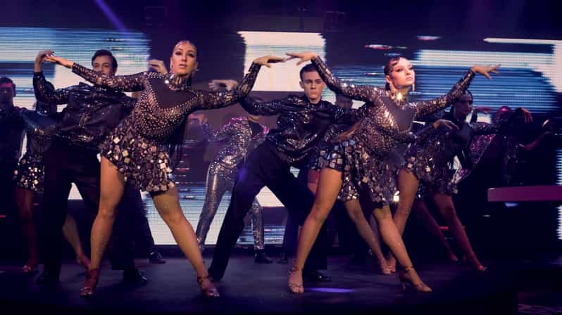 Prague: Breathtaking Cabaret Dinner Show With 4-Course Menu - Key Points
