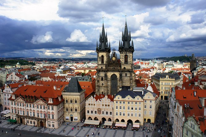 Prague: Bus Tour, Walking Tour, River Cruise and Lunch - Meeting and Pickup Information