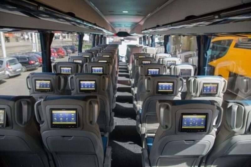 Prague: Bus Transfer Between Prague Airport and the City - Pickup Locations and Communication