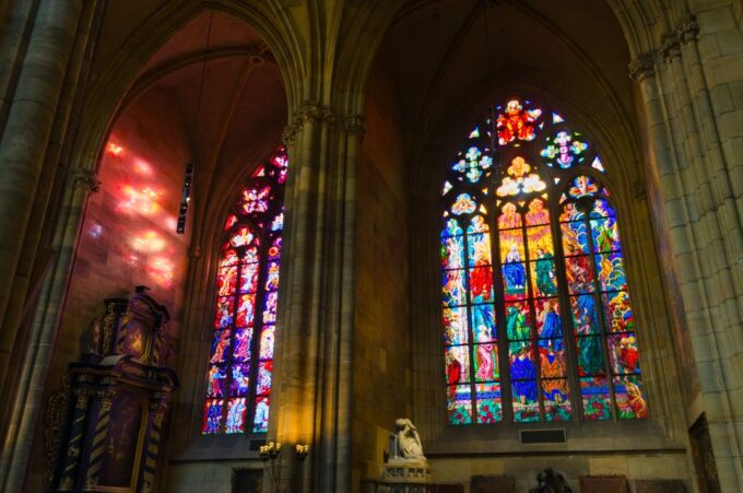 Prague Castle: 1-Hour Introduction Tour With Entry Ticket - Included Features