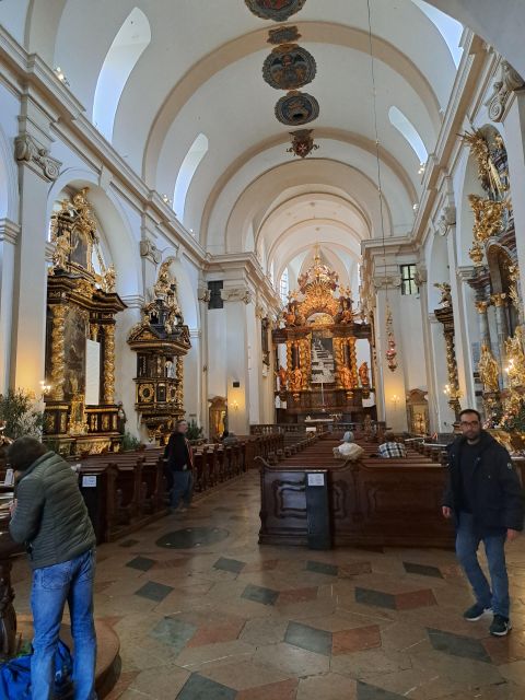 Prague Castle and Interiors, With Entrance - Itinerary Details