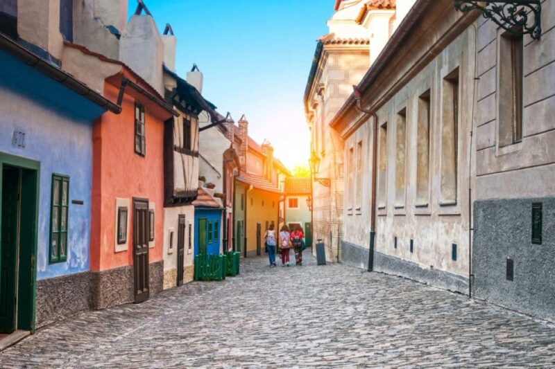 Prague Castle: Audio Guide in Your Smartphone - Language Options