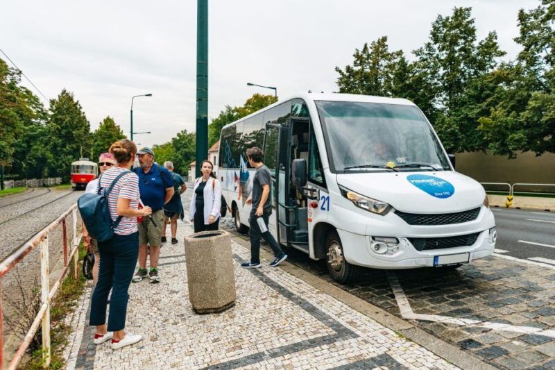 Prague: Castle Entry Ticket With Guide And River Cruise - Itinerary and Highlights