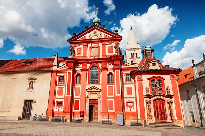 Prague Castle Golden Lane St Vitus Cathedral Tour & Tickets - Meeting and Pickup Details