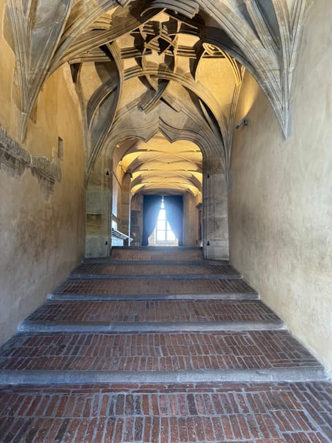 Prague Castle Interiors and Guards Ceremony Tour - Important Information