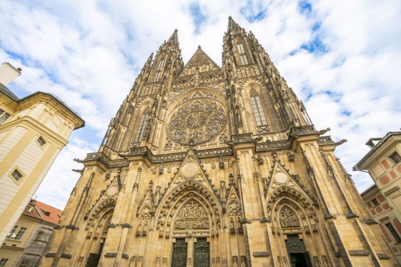 Prague: Castle Tour With Local Guide and Entry Ticket - Customer Reviews and Ratings