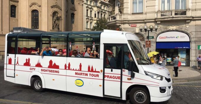 Prague City: 1-Hour Orientation Tour by Bus - Cancellation Policy