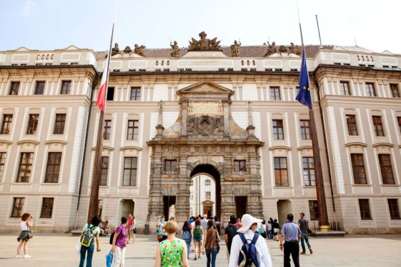 Prague City 3-Hour Tour With Changing of the Guard - Key Points