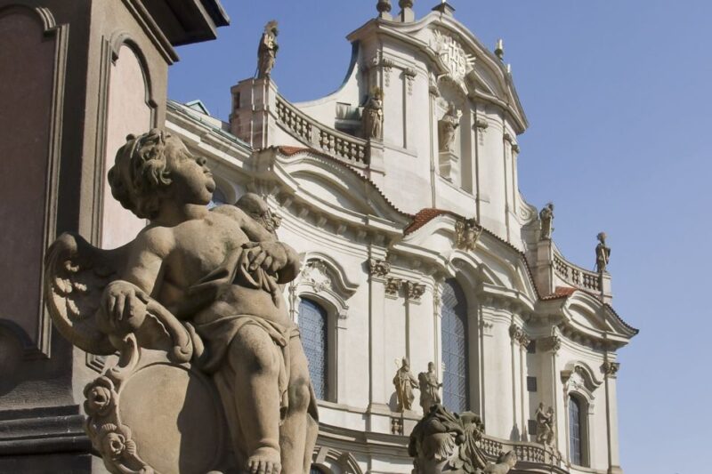 Prague: City Highlights Private Walking Tour - Key Points