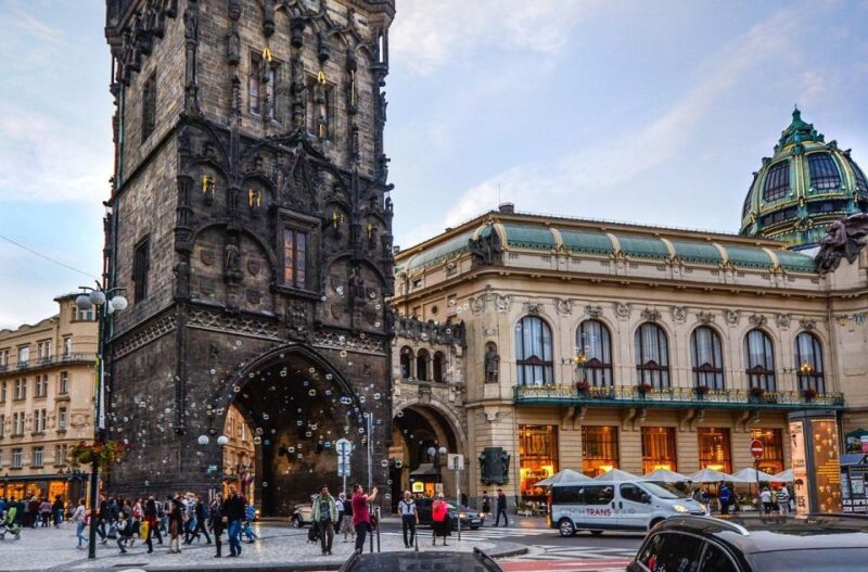 Prague: City Sightseeing Audio Guide - Attractions and Itinerary