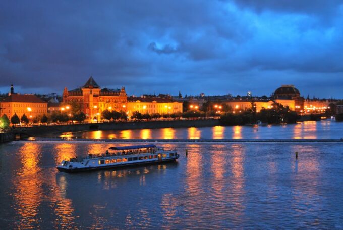 Prague: City Tour and Dinner Cruise With Hotel Pickup - Frequently Asked Questions