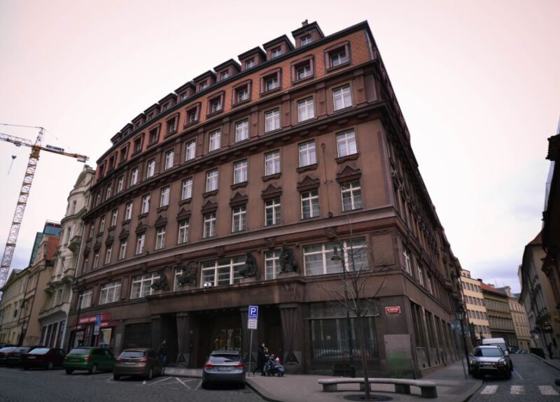 Prague: Communism History and Nuclear Bunker Guided Tour - Restrictions and Important Information