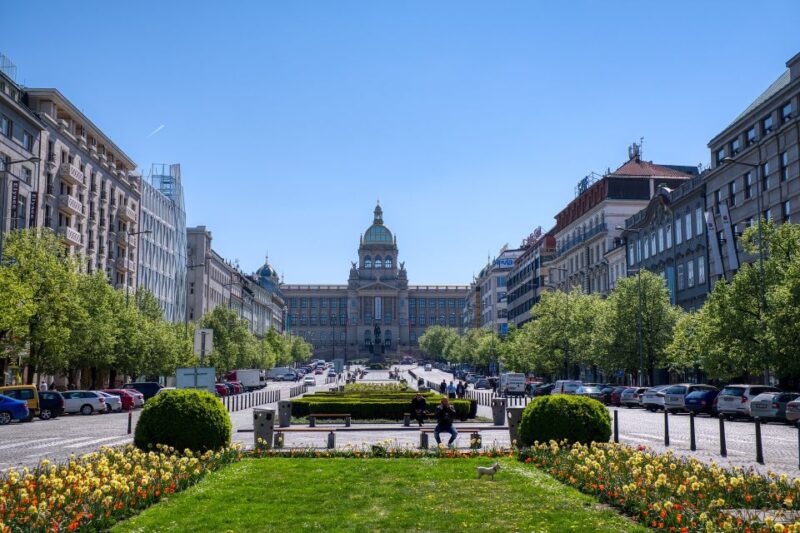 Prague Complete Tour in Spanish & Lunch, Tickets - Tour Highlights
