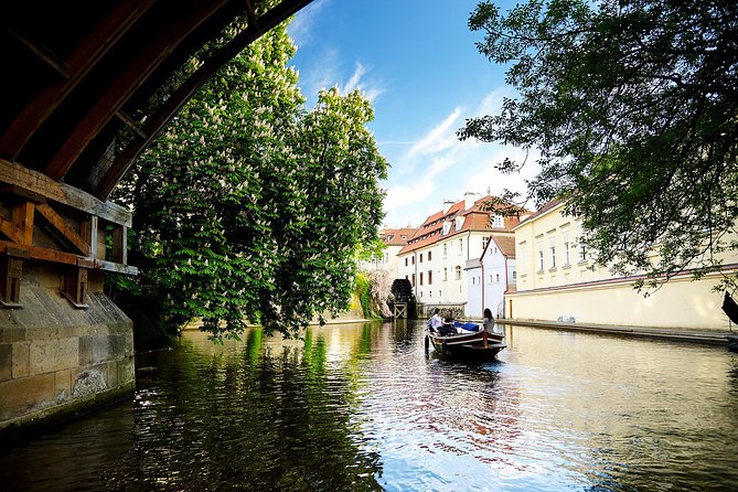 Prague Devils Channel Cruise on Vltava River With Commentary - Included Amenities