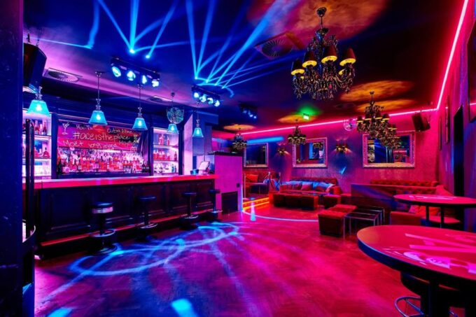 Prague Dining & Vip Clubbing Party Options - Additional Expenses and Inclusions