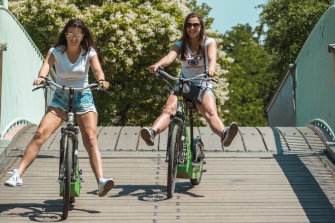 Prague E-scooter Hugo Bike Grand City Tour - Participant Requirements